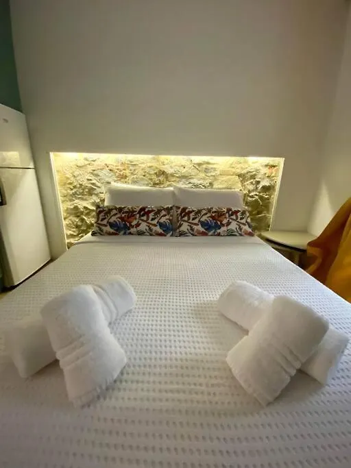 Crystal Studio-Downtown Escape-Navarinou Square Saloniki